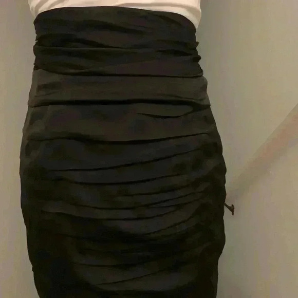 Express one shoulder ruched dress size 2 - Picture 3 of 7